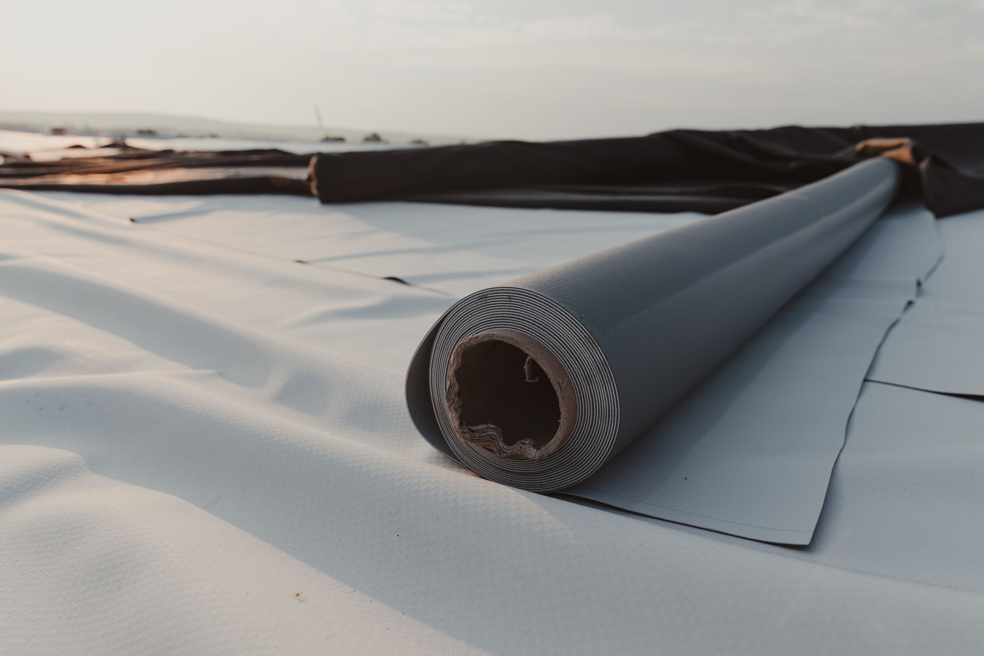 Membrane en PVC de toiture en rouleaux et géotextile Montpellier